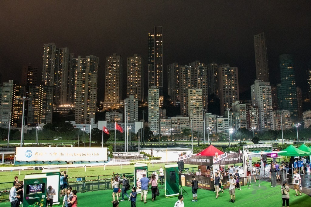 Auf der Pferderennbahn Happy Valley